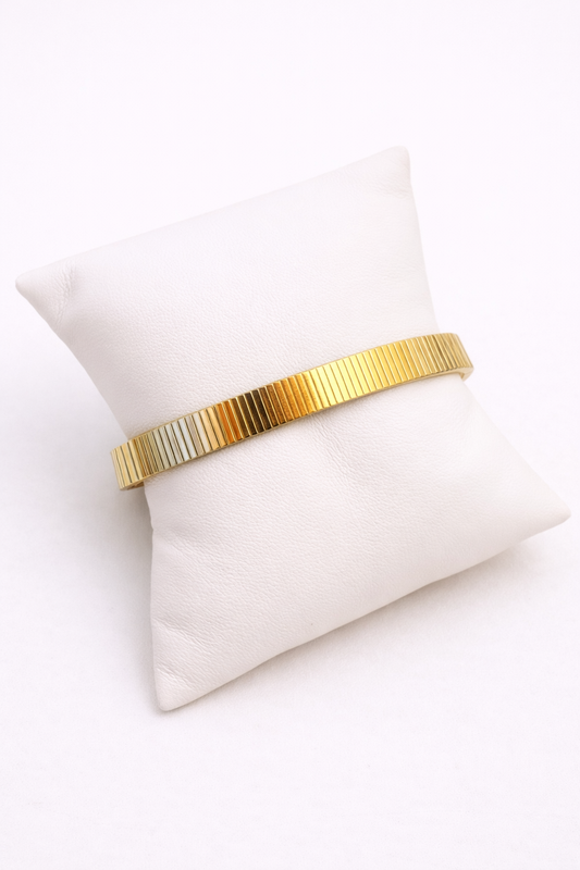 The Blaire textured bangle Bracelet