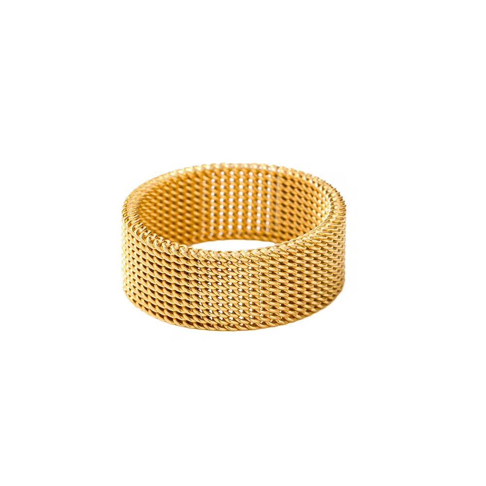 The Elle Ring