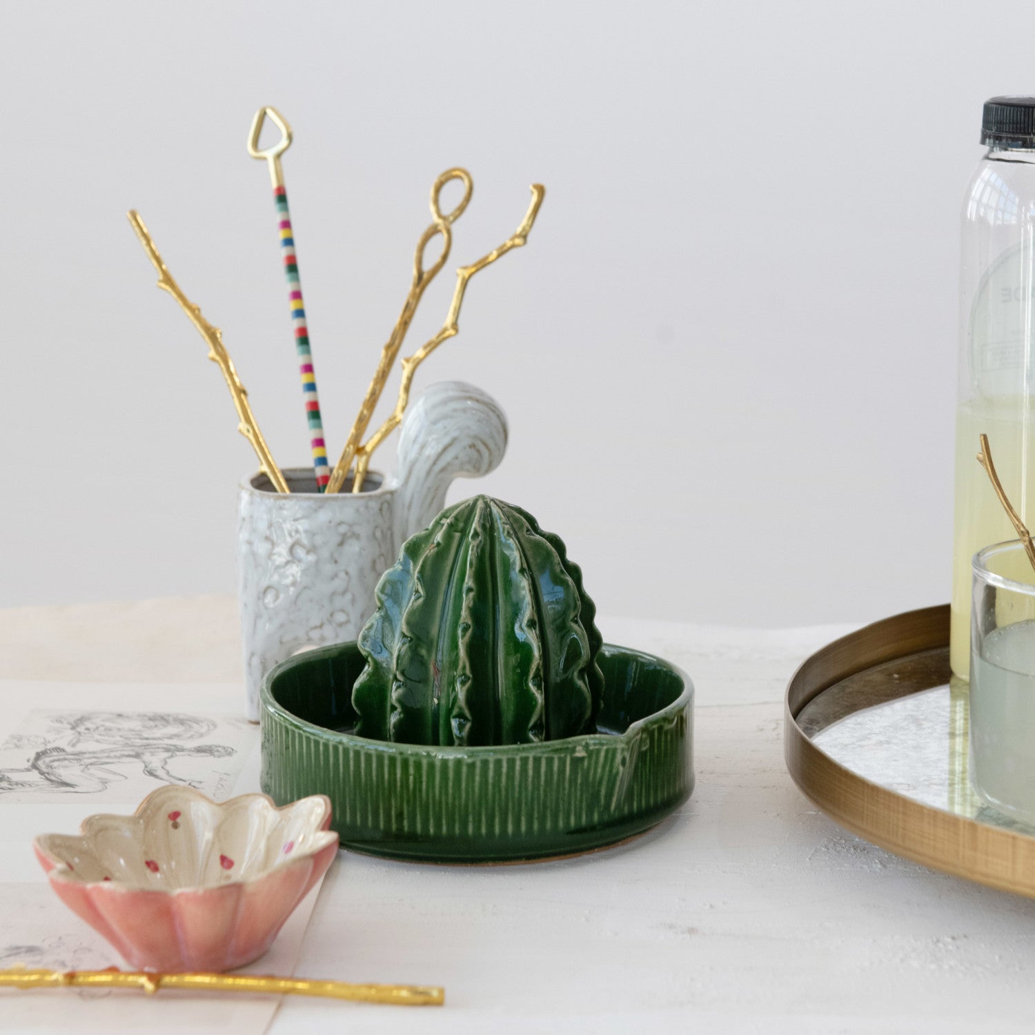 Cactus Stoneware Citrus Juicer